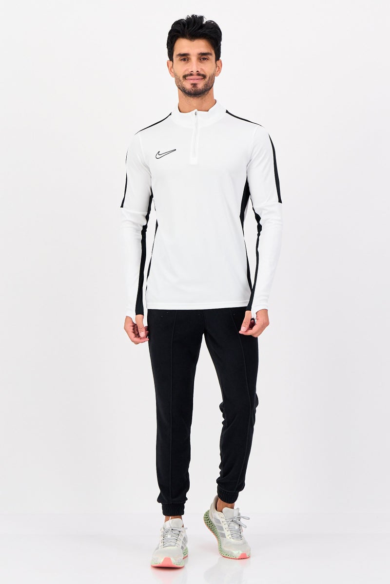 Nike تي شيرت كرة القدم للرجال بأكمام طويلة، أبيض - Image 4